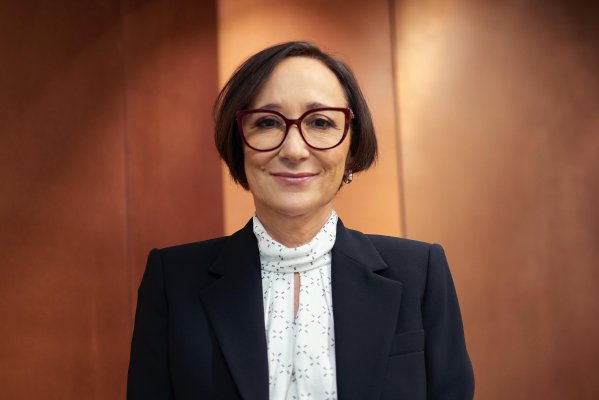 <p>Amparo Cornejo escala posiciones en Teck y se hace cargo del área de sustentabilidad a nivel global</p>