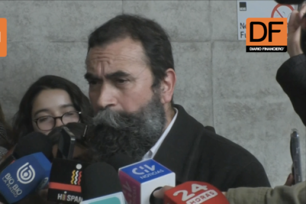 <p>Ahora en DF | Revocan prisión preventiva al exalcalde Daniel Jadue y queda con arresto domiciliario total</p>