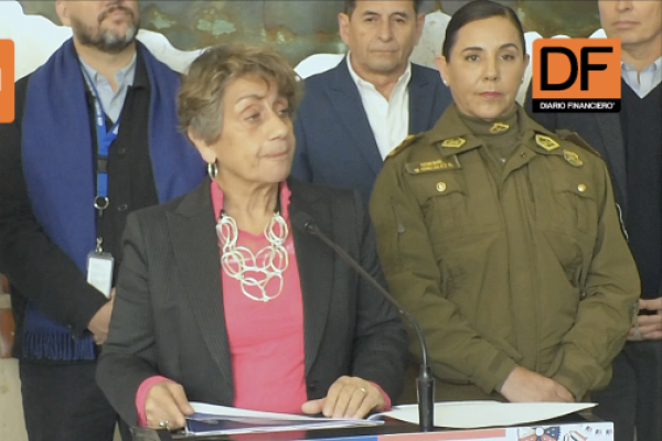 <p>Ahora en DF | MOP anuncia medidas de contingencia para Fiestas Patrias: peaje a luca, restricción de camiones y aumento de seguridad en concesionarias</p>