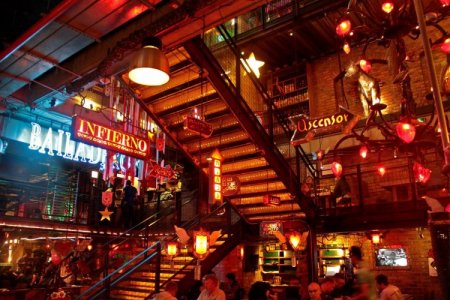 Petro ordena cierre del emblemático restaurante Andrés Carne de Res en la ciudad de Chía