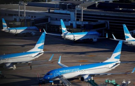 Aerolíneas Argentinas redujo un 13% de empleados y su CEO apuntó contra los gremios: "No tienen lugar en la Argentina de hoy"