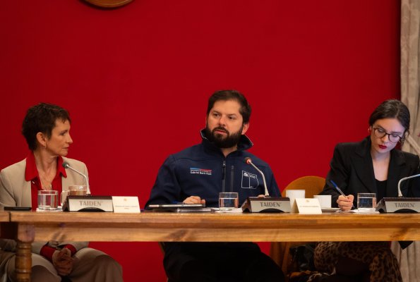 En consejo de gabinete, Boric pide a ministros acelerar aprobación de la reforma de pensiones y cumplimiento tributario: “No es fácil, pero las vamos a sacar adelante”