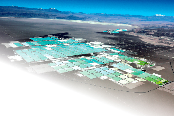 <p>El plan de SQM para aprovechar el frenazo de su competencia</p>