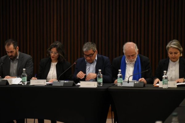 <p>Gabinete procrecimiento identifica 45 proyectos de inversión para acelerar en la Región Metropolitana</p>
