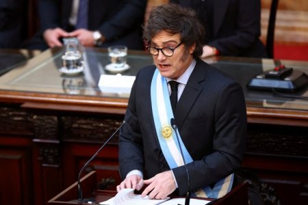 Javier Milei presentó el Presupuesto 2025 y revela las estimaciones: PIB de 5%, inflación del 18,3% y dólar a 1.207