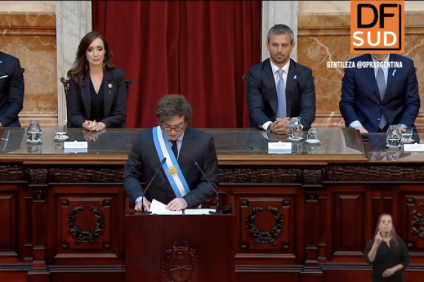 <p>Ahora en DF SUD | Javier Milei presentó el Presupuesto 2025 y estima PIB de 5%, inflación del 18,3% y dólar a 1.207</p>