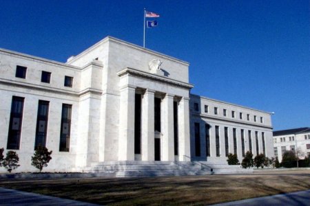 Reserva Federal de Estados Unidos recorta tasa de interés en 50 puntos básicos al rango de 4,75%-5%