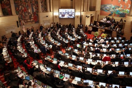 Revés para Petro: Congreso rechaza proyecto de presupuesto 2025 y Gobierno lo fijará por decreto
