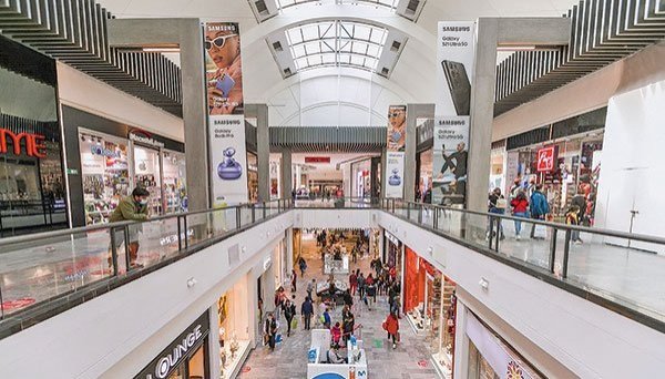 Las ventas presenciales del comercio minorista en la Metropolitana continuaron su racha durante agosto