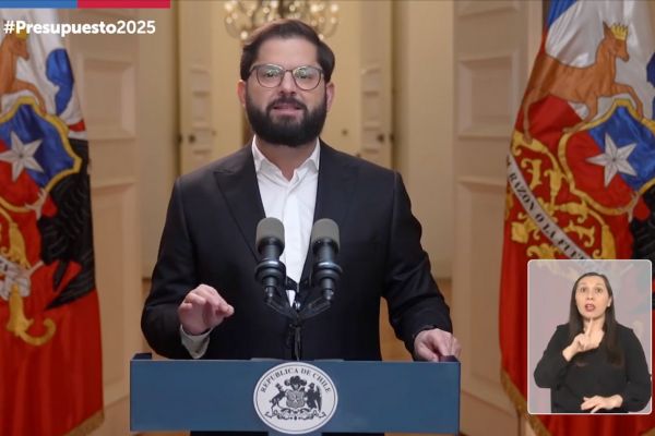 <p>Presupuesto 2025: Boric anuncia crecimiento del gasto público de 2,7% el próximo año con fuerte énfasis en seguridad ciudadana</p>