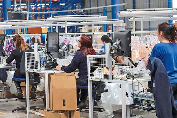 <p>INE: Tasa de desocupación nacional llega a 8,9% en trimestre junio-agosto, dentro de lo esperado por el mercado</p>