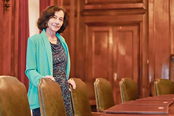 <p>Rosanna Costa hizo una presentación este jueves en AmCham. Foto: Julio Castro</p>