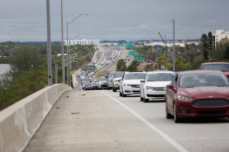 El poderoso huracán Milton provoca la evacuación de más de un millón de personas, en una Florida ya golpeada por Helene