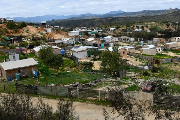 Seremi de Vivienda ordena la paralización de obras y la demolición de 43 edificaciones emplazadas en el terreno de la familia Correa Uribe en Quilpué
