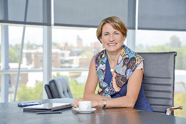 Alejandra Loyola, presidente de la Fundación Economía y Administración Alumni UC
