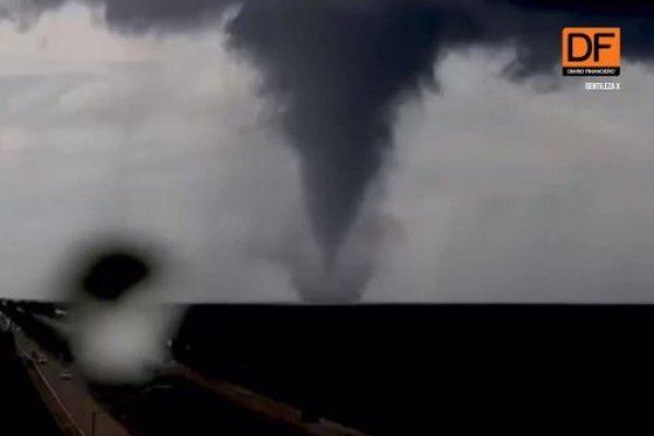 <p>Ahora en DF | El huracán Milton ya está a poco más de 200 kilómetros de Fort Myers y Tampa: Florida se alista para marejada ciclónica</p>