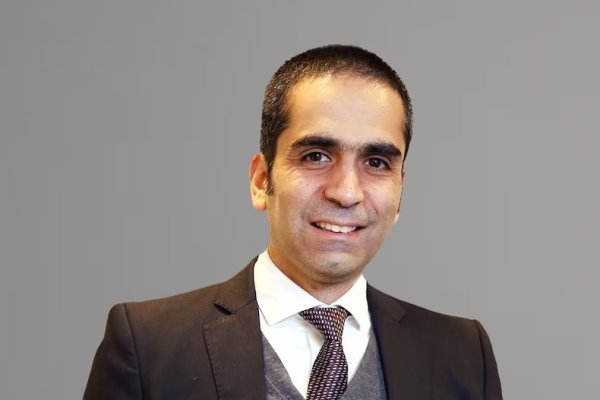 <p>Canal 13 nombra a nuevo director ejecutivo: Cristián Núñez asumirá como sucesor de Max Luksic</p>