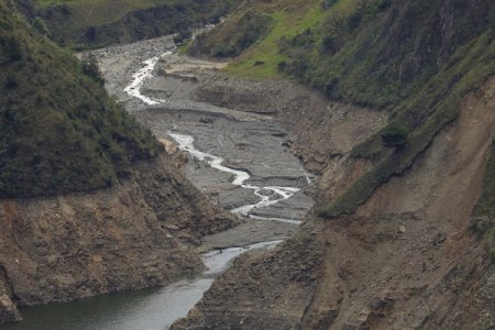 Gobierno de Ecuador extenderá el racionamiento eléctrico hasta el 20 de octubre