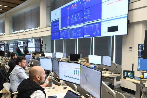 <p>BHP invierte US$ 48,3 millones en centro de operación remoto: usa cable submarino de Antofagasta a Santiago y nuevo data center</p>
