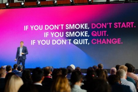 Argentina: Philip Morris lamenta traba que le impide vender cigarrillos electrónicos, pero apuesta por el diálogo con Javier Milei