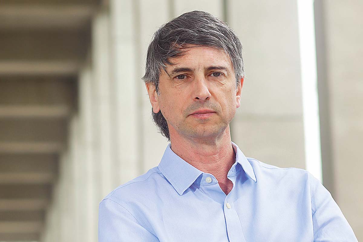 <p>El giro del ex ministro Andrés Couve</p>