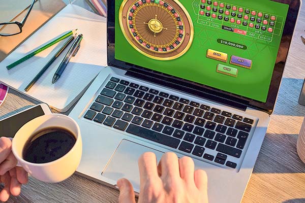 <p>Plataformas de juegos a Superintendencia: “Apoya la pretensión de los casinos presenciales (...), incluso teniendo sospechas de colusión”</p>