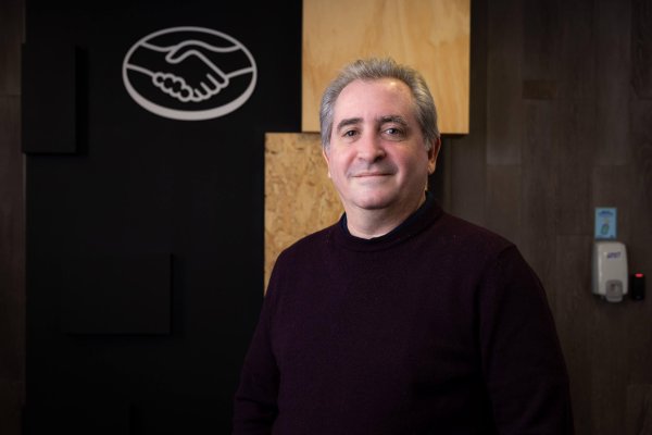 Martín de los Santos, CFO de Mercado Libre: “Casi la mitad de las ventas online en Chile las hacemos nosotros”