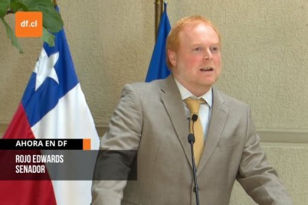 <p>Ahora en DF | Rojo Edwards cuestiona accionar de Boric frente a Caso Monsalve: “La tesis de encubrimiento está tomando fuerza… Esto simplemente no cierra”</p>