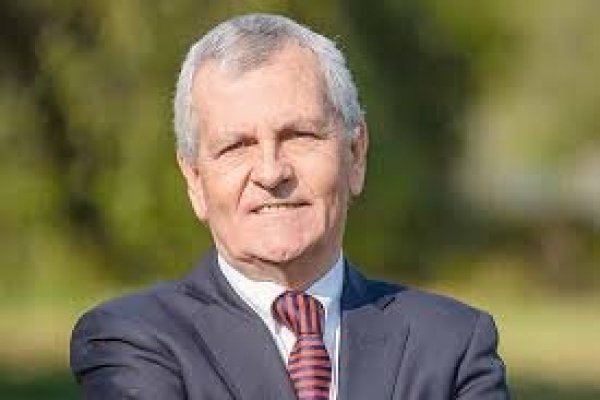 Presidente de la CChC cifra en 70 mil las viviendas con permisos listos pero que no se venden