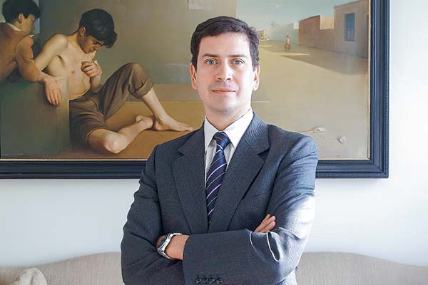 <p>Consultora y auditora EY ficha a exvicepresidente de BancoEstado como nuevo economista senior</p>