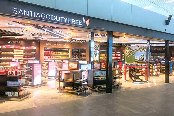 <p>TDLC ordena reanudar proceso licitatorio del Duty Free del aeropuerto de Santiago tras nueve meses de suspensión</p>