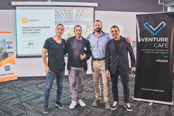 <p>Nicolás Afsen (Brota Superfoods), Cristián Olea (Manutara Ventures), Hermann Hinrichsen (Brota Superfoods) y Ricardo Donoso (Manutara Ventures) </p>