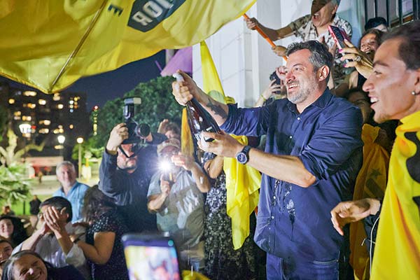 Fallo fotográfico por alcaldía de Ñuñoa: Sebastián Sichel se impone a Emilia Ríos