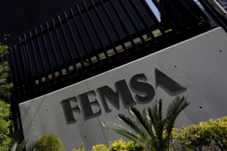 Mexicana Femsa anuncia desinversión de operaciones plásticas por casi US$ 190 millones