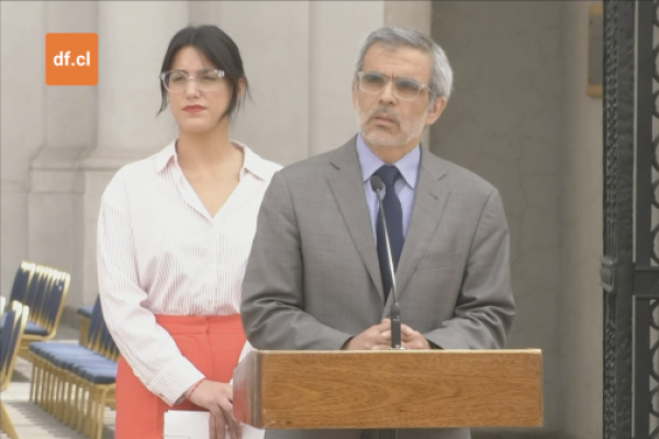 <p>Ahora en DF | Cordero defiende a Tohá por llamado a Monsalve durante allanamiento: “No es un privilegio, es un mandato”</p>