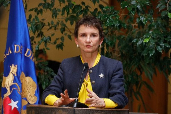 <p>Caso Monsalve: ministra Tohá declara en forma voluntaria y en calidad de testigo ante el fiscal Armendáriz</p>