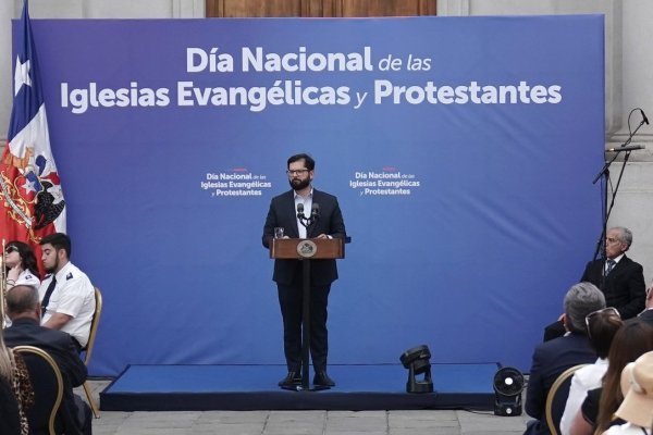 <p>Boric manifiesta preocupación por la “desconfianza que generan las propias autoridades” y pide no proteger a “los propios”</p>