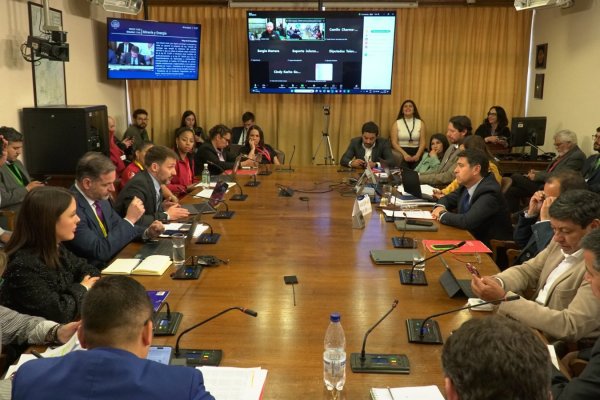 Comisión de Minería y Energía de la Cámara de Diputados aprueba en general proyecto de subsidio eléctrico