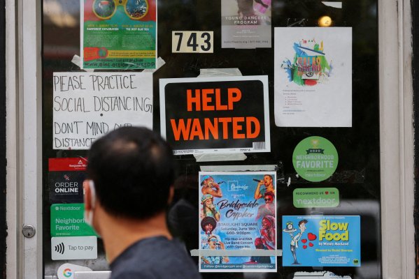 <p>Crecimiento del empleo en EEUU se desploma en octubre por impacto de huelgas y huracanes</p>