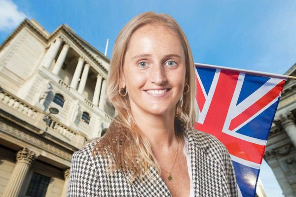 <p>La chilena que entró al Banco de Inglaterra</p>