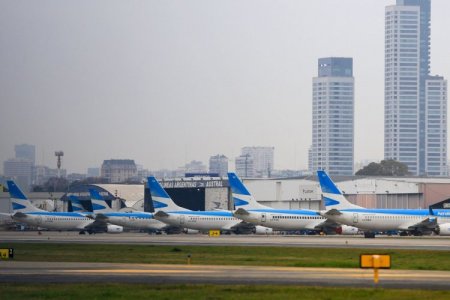 Argentina: Gobierno de Javier Milei le quita a Aerolíneas la prioridad en los espacios de Aeroparque