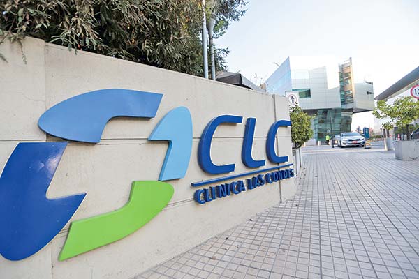 <p>Humphreys degrada clasificación de Clínica Las Condes por segunda vez en cuatro meses</p>