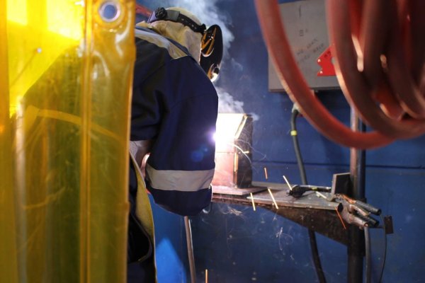 Industria metalmetálica sorprende en septiembre y crece un inesperado 8,6%