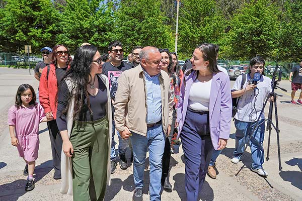 Rodrigo Mundaca, candidato oficialista: “Quiero una región que crezca para que sus habitantes accedan a mejores condiciones de vida”