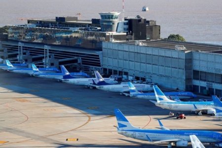 Tras paro en Aeroparque: Gobierno de Argentina desregulará el servicio de rampas y busca "el fin" de Intercargo