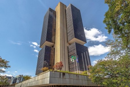 Banco Central de Brasil endurece su política monetaria con un alza de tasas de 50 puntos