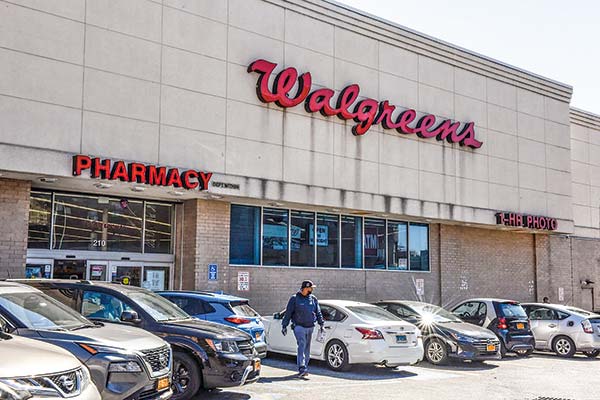 <p>Gigante Walgreens asegura que va a "defenderse enérgicamente" y niega acusaciones de Harding de falsear información en venta de FASA</p>