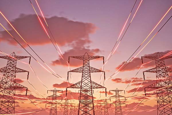 Redes al límite amenazan expansión de data centers y electromovilidad