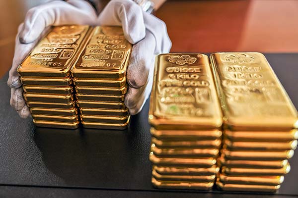 <p>Barrick se queda atrás de sus rivales y no cumple con expectativas en medio de auge del oro</p>