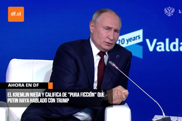 <p>Ahora en DF | El Kremlin niega y califica de "pura ficción" que Putin haya hablado con Trump</p>